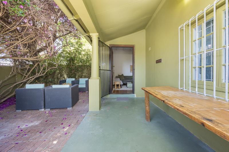 To Let 3 Bedroom Property for Rent in Green Point Western Cape